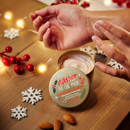 Glow Body Cream - Almonds and Red Berries